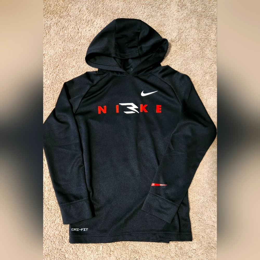 Boys Nike Top
